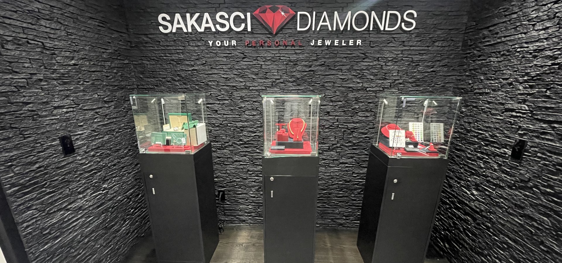 slide-2-showroom-hn44ev.jpg